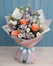 Букет цветов из:  Лизиантусы, Розы, Альстромерии и Гипсофила в Тарбагатае